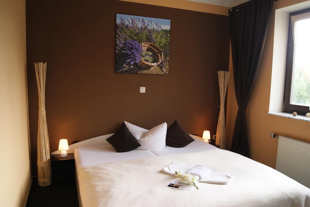 Landhotel Berggaststaette Bickenriede Anrode ห้อง รูปภาพ